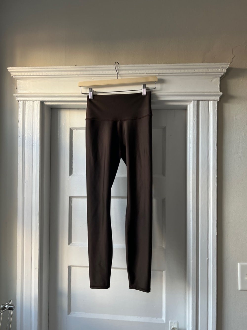 Alo yoga Airlift 7/8 Leggings in Espresso